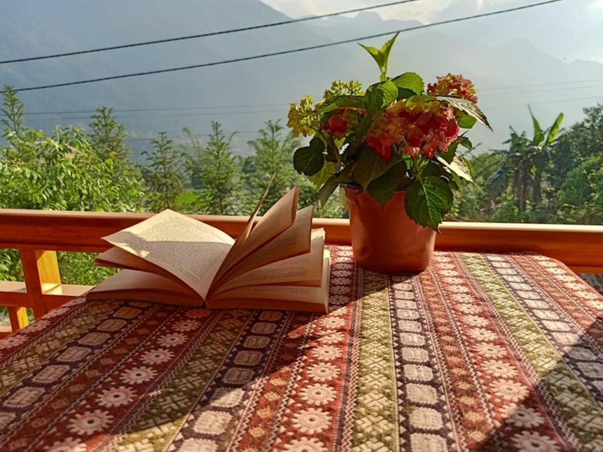 Lenh'S Family House Bed & Breakfast Sa Pa Exterior photo